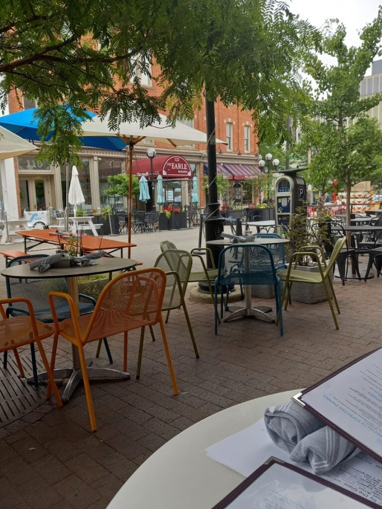 Café Zola