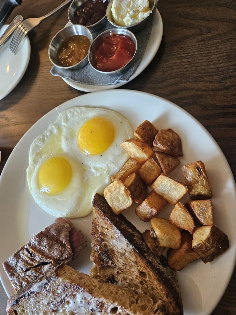 42 North Social House, Ann Arbor