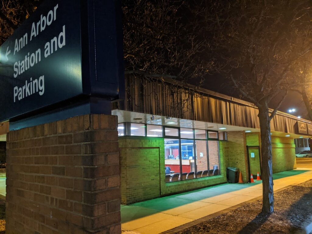 Greyhound: Bus Station, Ann Arbor